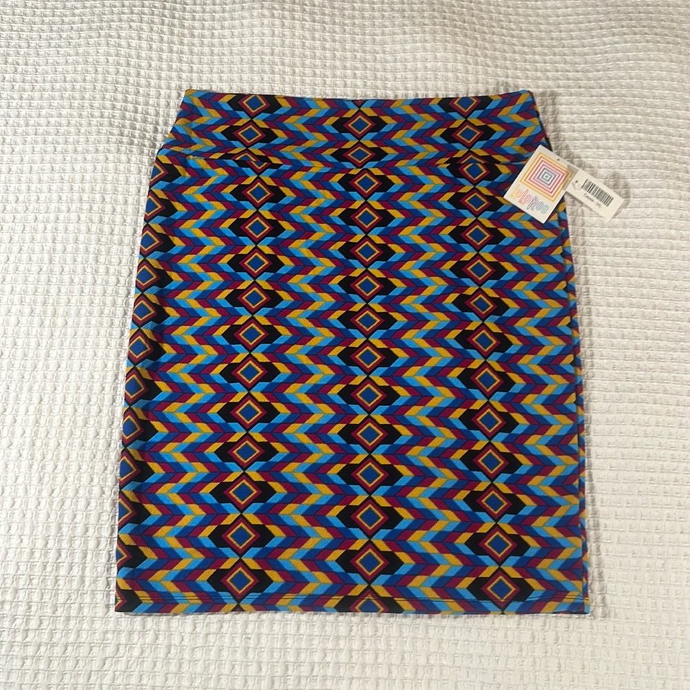 LuLaRoe Women’s Cassie Pencil Skirt/Size:3XL /Color: Multi-Abstract Print (NWT)